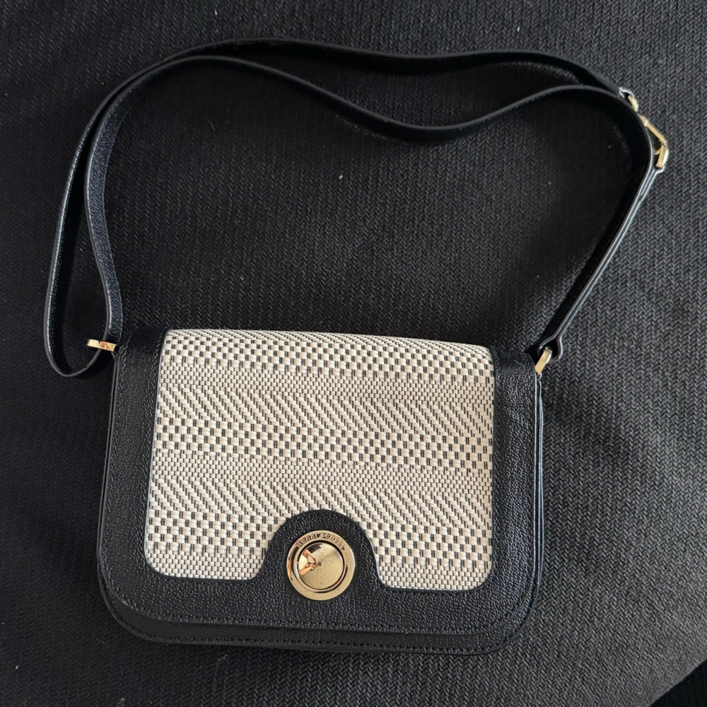 Henri Bendel Black and Cream Woven Crossbody Bag - Classic Women's Shoulder Bag